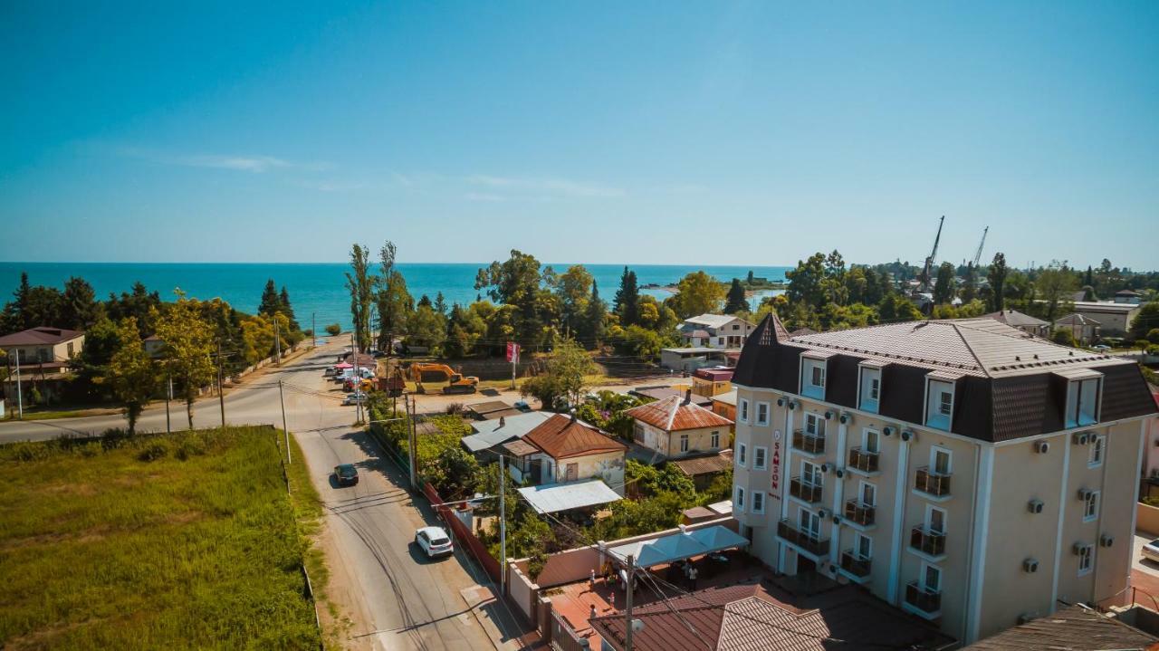 Hotel Samson Sohum Dış mekan fotoğraf